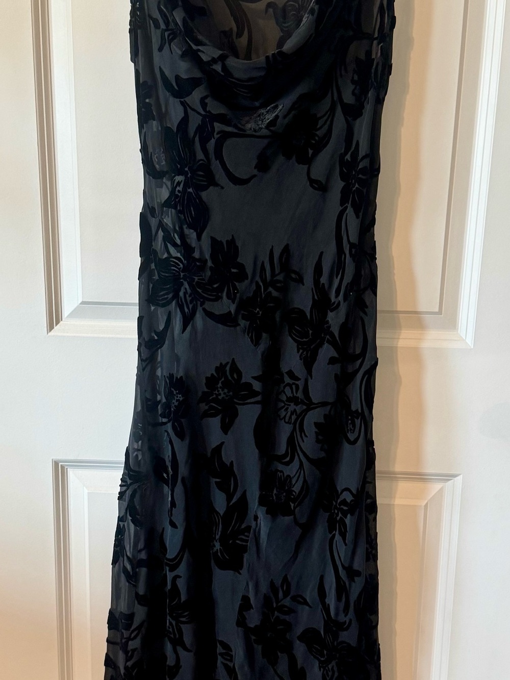 Vintage Signature Robbie Bee Black Floral Velvet-Print Maxi Dress